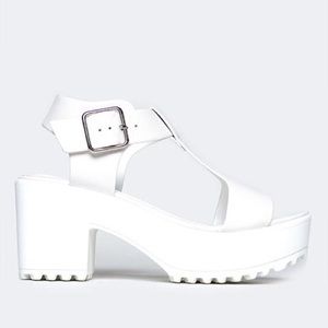 J. Adams Platform Sandal T-Strap White Size 10